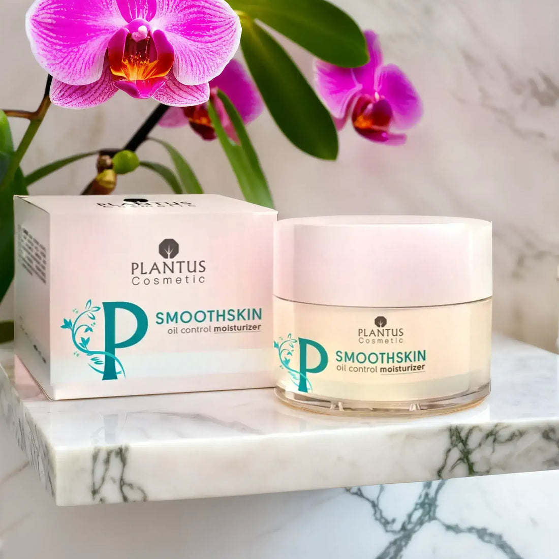 Moisturizing for Glowing Youthful Skin 